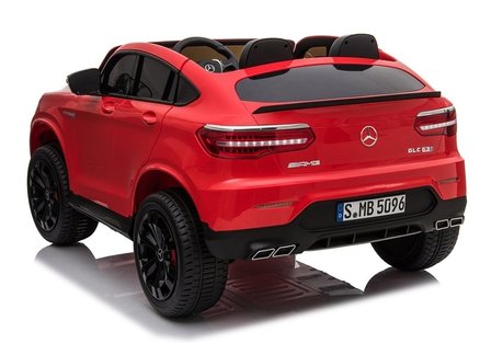 Elektrische Kinderauto Mercedes Benz GLC 63 S Rood 2 Persoons 12V Met Afstandsbediening FULL OPTIONS