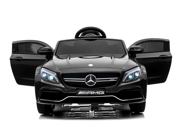 Elektrische Kinderauto Mercedes-Benz C63 AMG Zwart 12V Met Afstandsbediening FULL OPTION